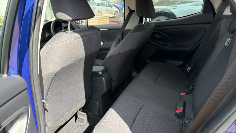 Toyota Yaris 1.5 Hybrid Icon 5dr CVT Hybrid Hatchback